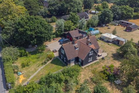 Oakdene Chapel Road, Beaumont, Clacton-on-sea, CO16 0AR