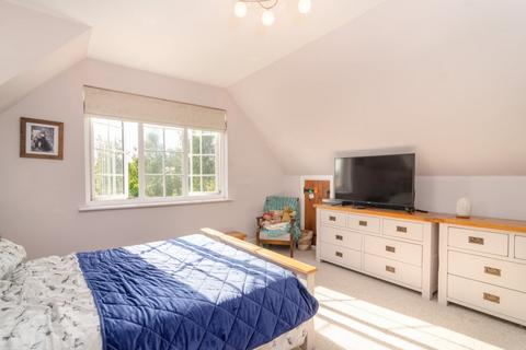 Oakdene Chapel Road, Beaumont, Clacton-on-sea, CO16 0AR