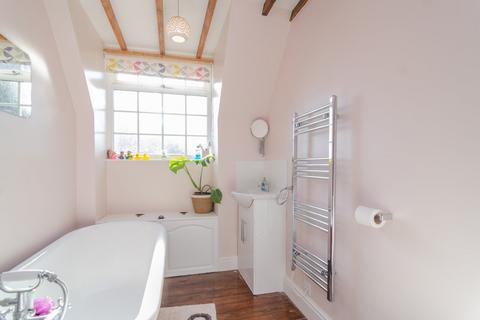 Oakdene Chapel Road, Beaumont, Clacton-on-sea, CO16 0AR