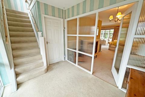 90 Douglas Road, Hollywood, Birmingham, B47 5JZ