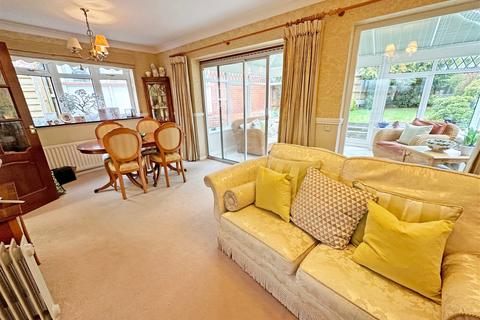 90 Douglas Road, Hollywood, Birmingham, B47 5JZ