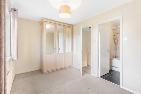 5 Martock Gardens, London, N11 3GH