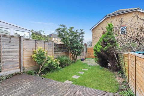 5 Martock Gardens, London, N11 3GH