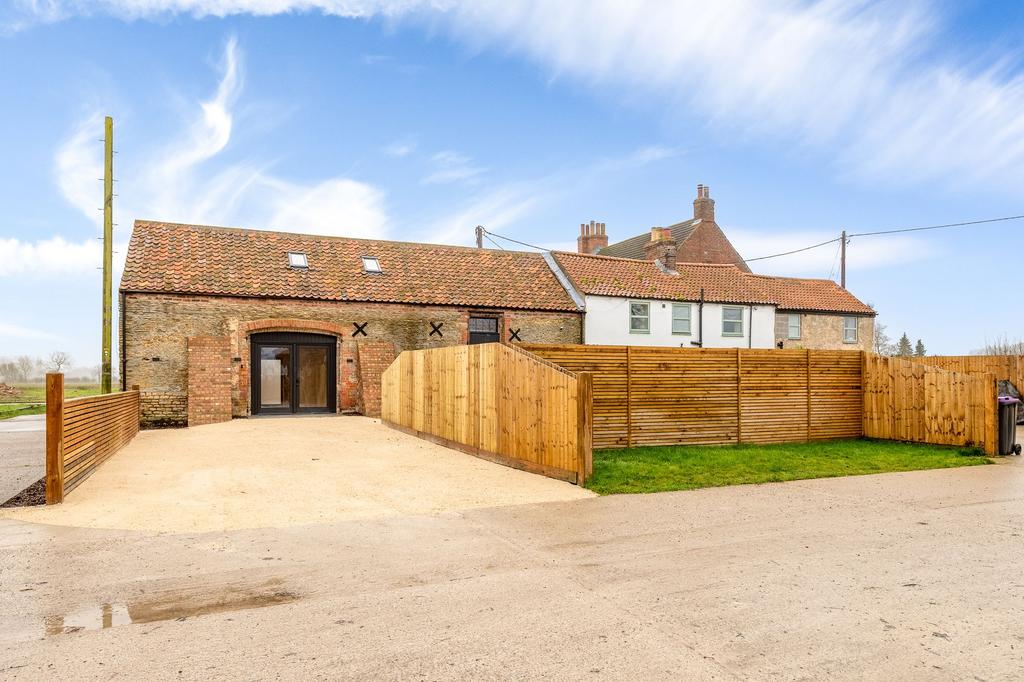 Owmby Road, East Firsby, Spridlington 3 bed barn conversion for sale