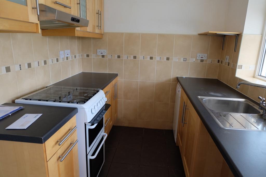 The Pastures, Barry 2 bed terraced house for sale £189,950