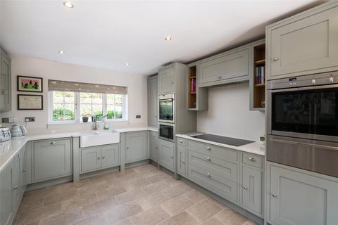 7 Hitherwood Close, Reigate, RH2 0JJ