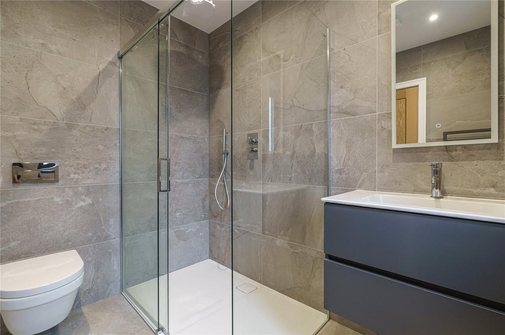 Bed 2 En-Suite