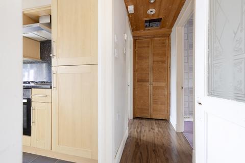 10 Restalrig Square, Edinburgh, EH7 6HA