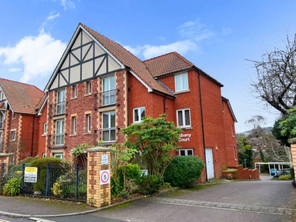 Albany Court, Paignton TQ3 2 bed retirement property for sale £165,000