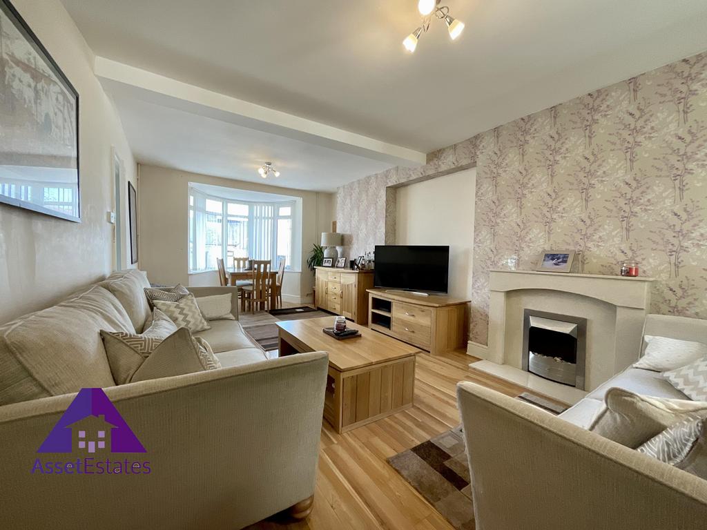 Bryn Terrace, Brynithel, Abertillery... 3 bed terraced house £145,000