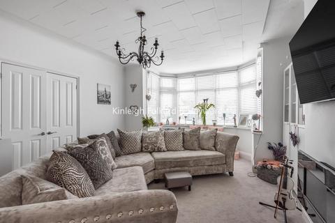 37 Ravenswood Avenue, West Wickham, BR4 0PN