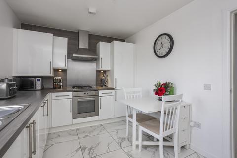 77e Auld Coal Road, Bonnyrigg, EH19 3WH