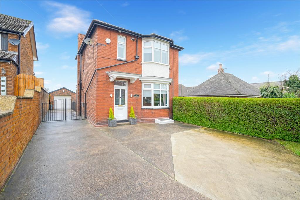 Doncaster Road, Thrybergh, Rotherham... 4 bed detached house £325,000