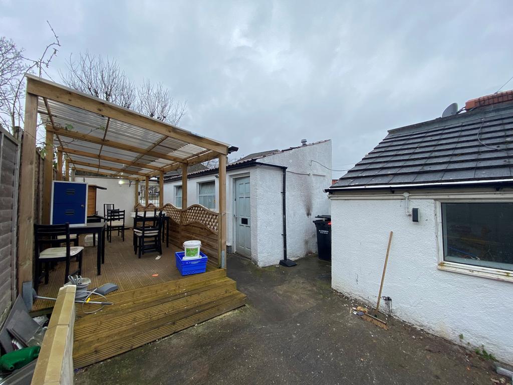 Yard T202303011714.jpg