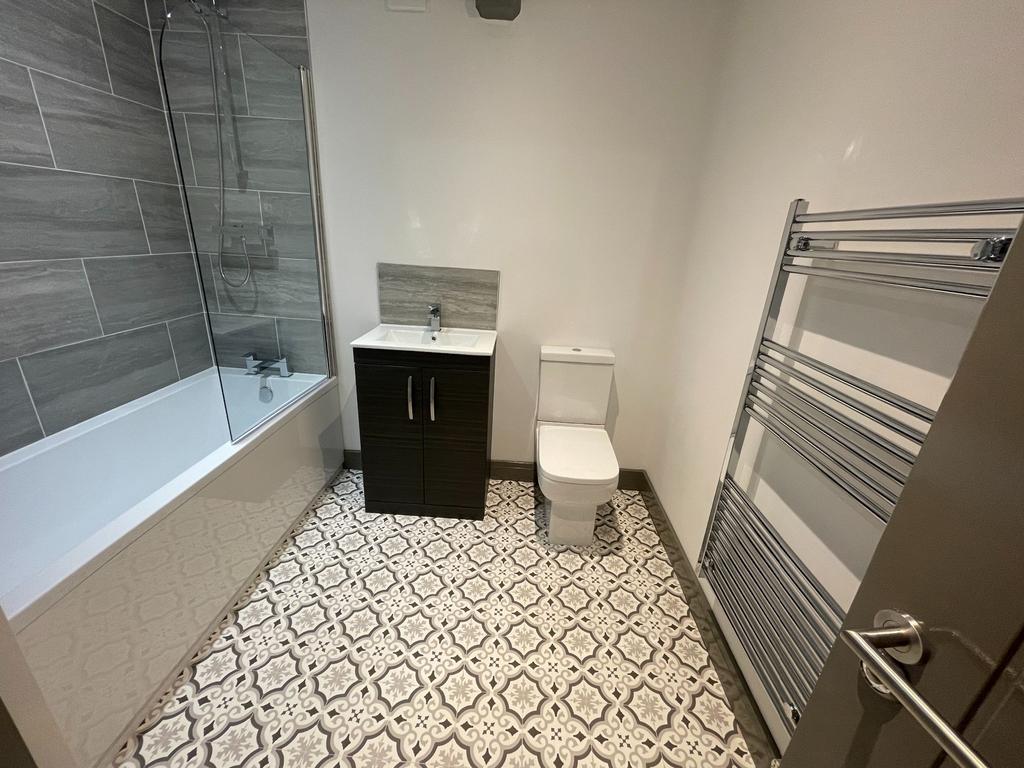 Bathroom - Mason Gardens