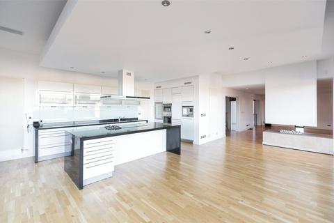 3 bedroom flat to rent, Eyre Place, Edinburgh, EH3