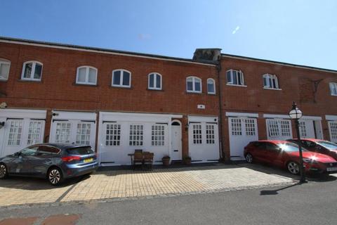 undefined, De Walden Mews, Meads
