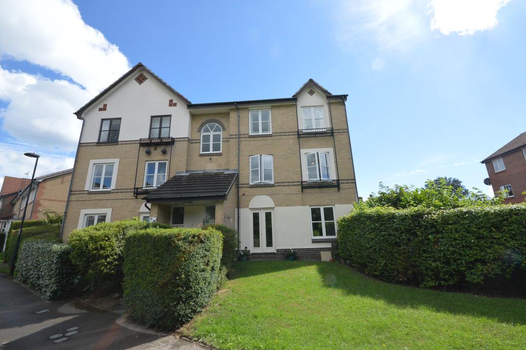 Hazeldene Court, North Shields NE30 2 bed apartment to rent £675 pcm