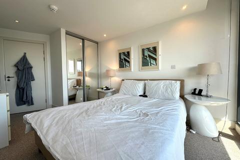 2 bedroom flat to rent, Crispin Lofts, New York Road, Leeds, West Yorkshire, LS2
