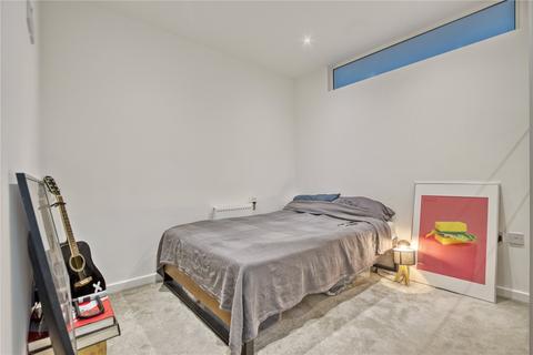 Studio for sale, Eagle Heights, Waterside Way, London, N17