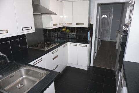 23 Moorfield Road, Chessington, KT9 1AU