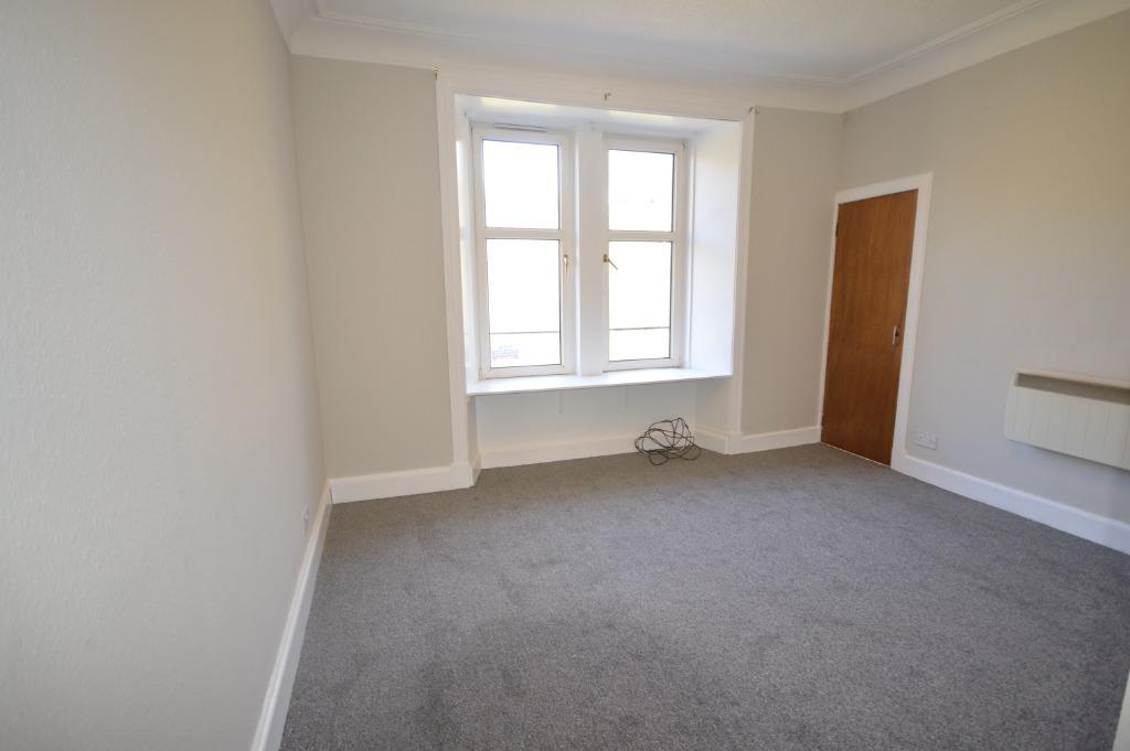 Lochee Road, Dundee, DD2 1 bed flat £525 pcm (£121 pw)