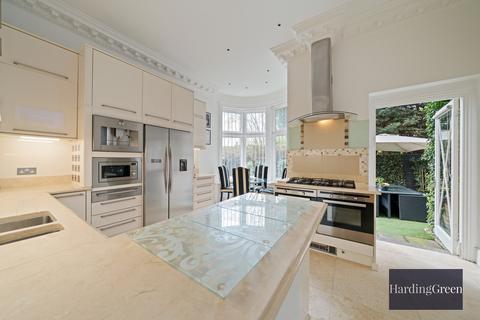 6 bedroom detached house to rent, Frognal, London, NW3