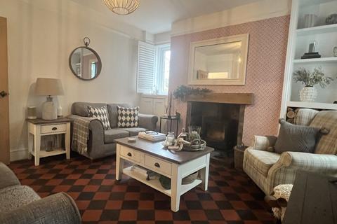 13 Kings Road, Llandybie, Ammanford, SA18 2TL