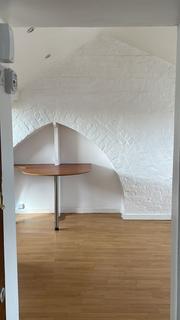 undefined, Sheil Road, Kensington, L6