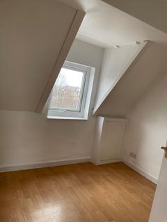 undefined, Sheil Road, Kensington, L6