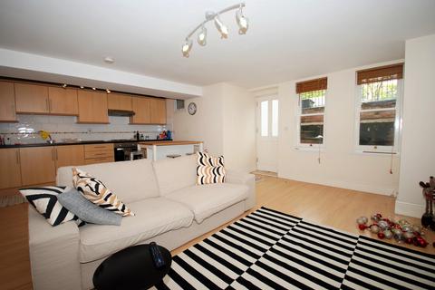 1 bedroom apartment to rent - 7a, Milverton Terrace, Leamington Spa, CV32
