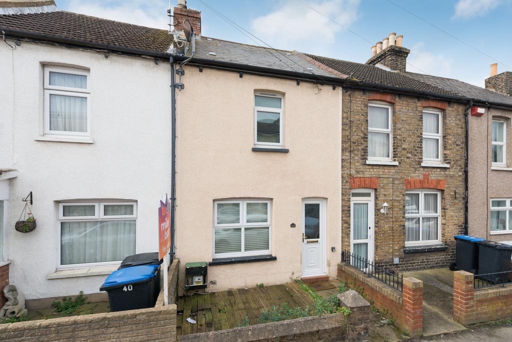 Central Road, Ramsgate, CT11 2 bed terraced house for sale £250,000