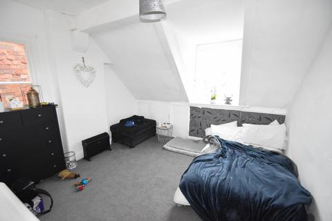 1 bedroom flat for sale, Scarbrough Avenue, Skegness, PE25