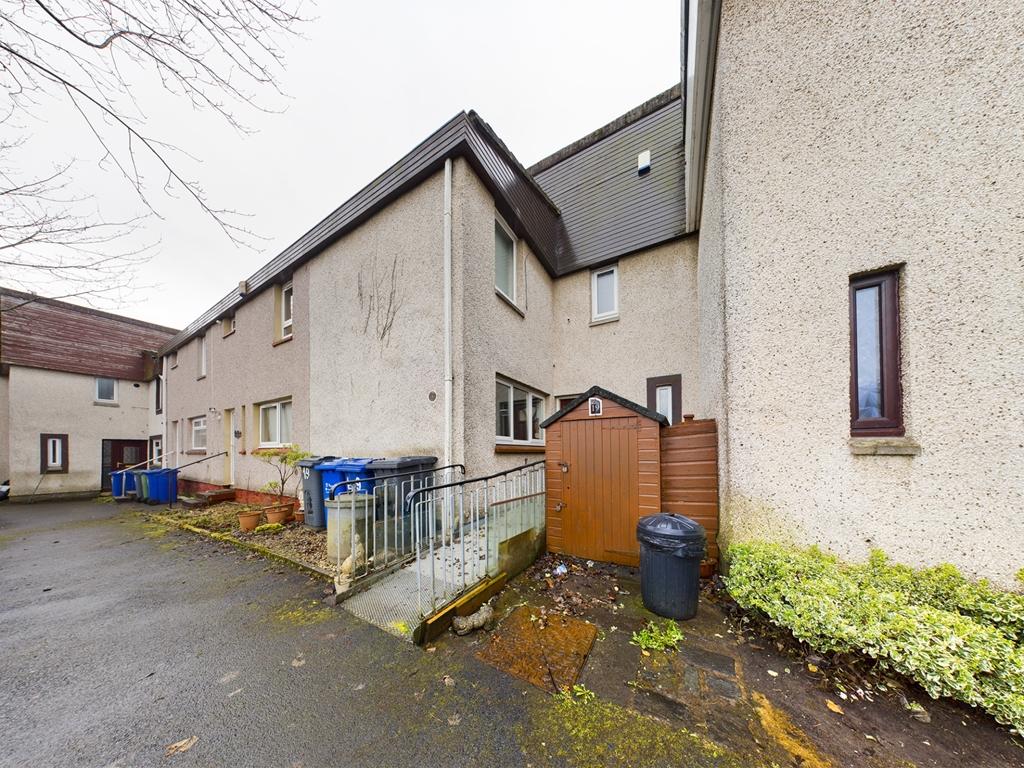 Park Green, Erskine, PA8 3 bed terraced house £120,000