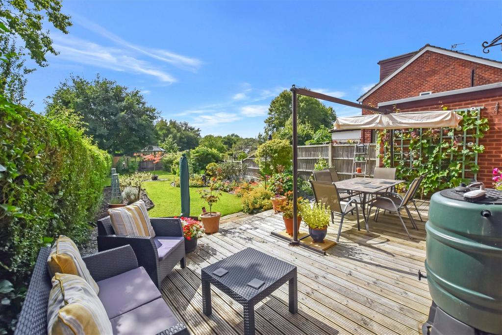 Six Acre Lane, Moore, Warrington 3 bed semidetached house for sale £