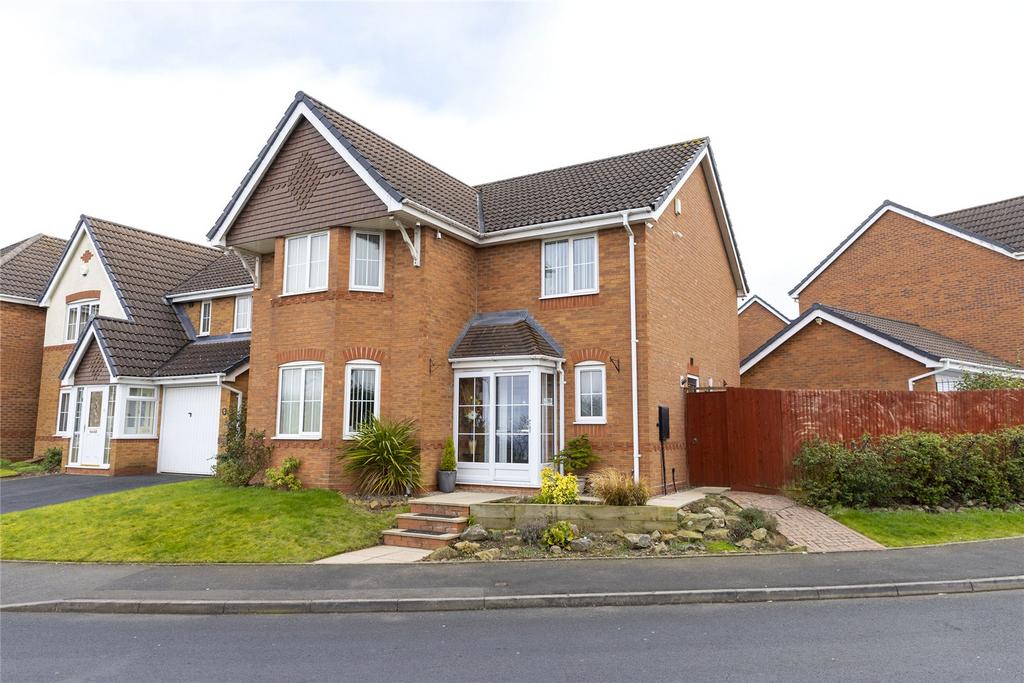 View Point, Tividale, Oldbury, West Midlands, B69 4 bed detached house