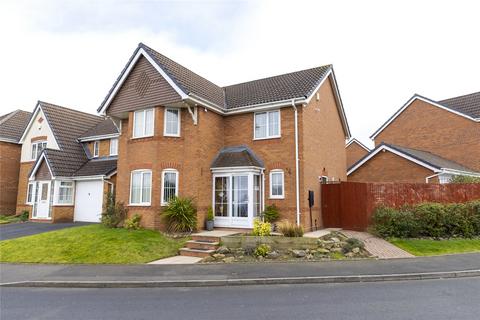 4 bedroom detached house for sale, View Point, Tividale, Oldbury, West Midlands, B69