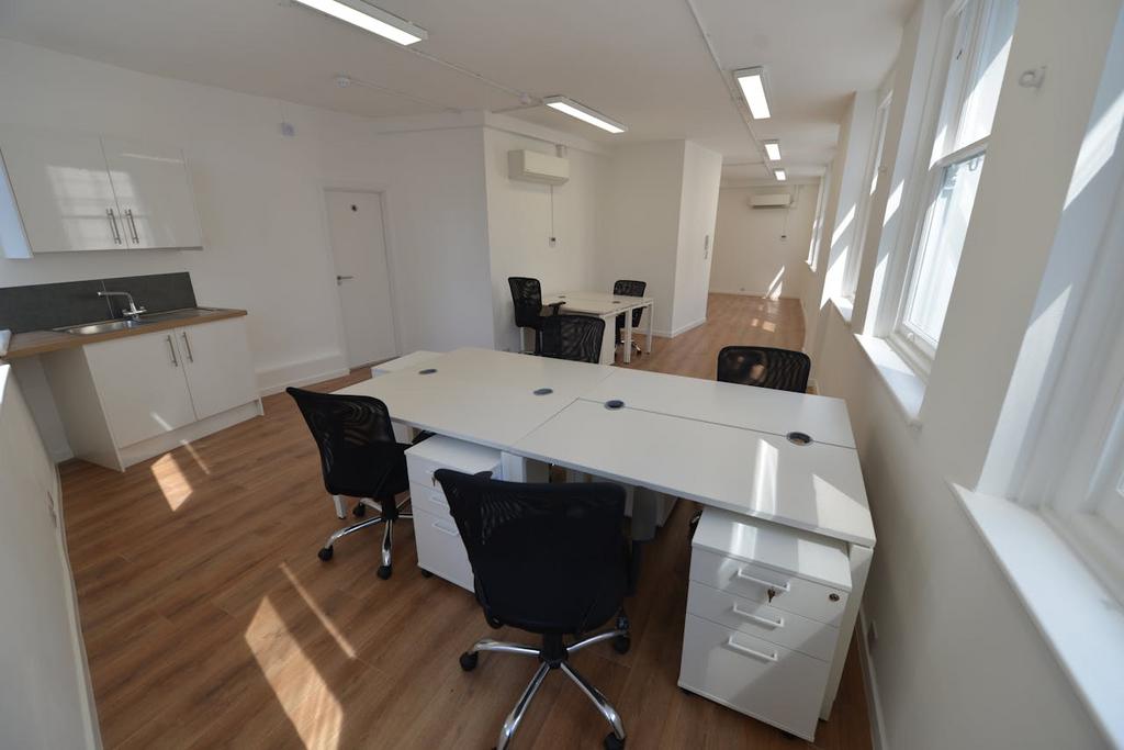 3rd Floor - fitted