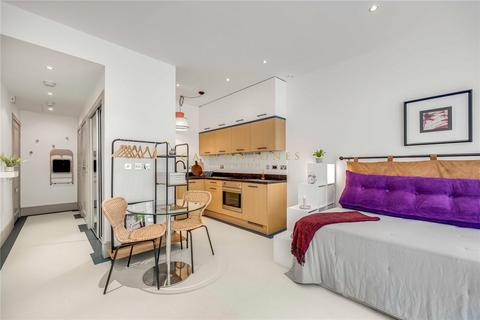 undefined, Oswald Building, Chelsea Bridge Wharf, London, SW11