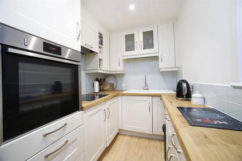 2 bedroom apartment for sale, Newton Street, London, WC2B