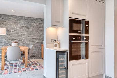 38 Green Lane, Studley, B80 7HD