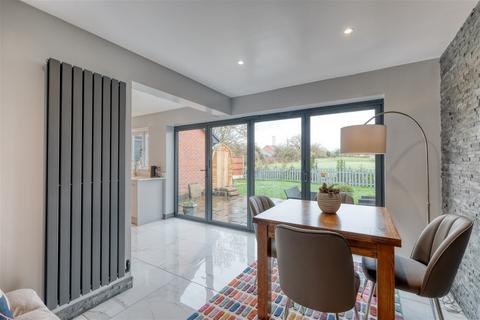 38 Green Lane, Studley, B80 7HD