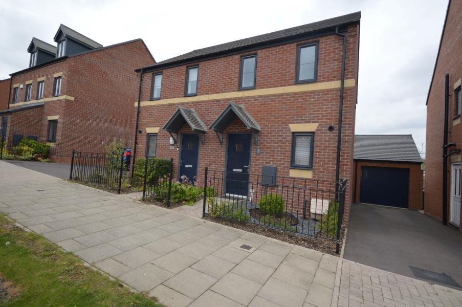 Bryce Way, Lawley 2 bed semidetached house £825 pcm (£190 pw)