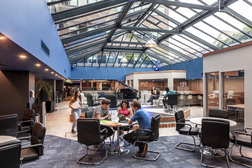 Antrim E5 I8052-Final.jpg