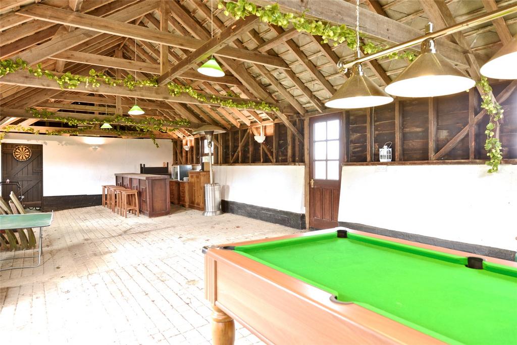Outbuilding