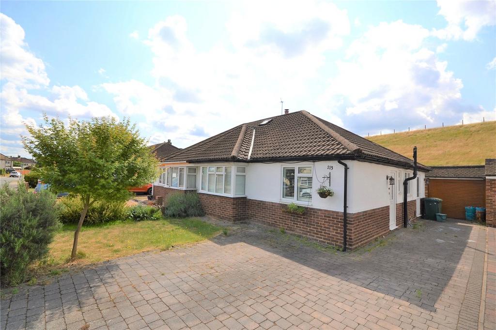 Walnut Tree Road, Shepperton, TW17 3 bed semidetached house £450,000