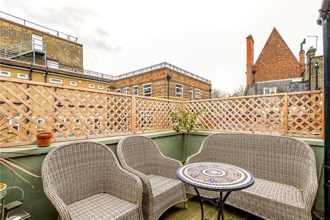 3 bedroom apartment to rent, Ackmar Road, London, SW6