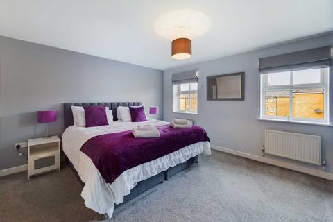 3 bedroom house for sale, Crown Walk, Apsley Lock