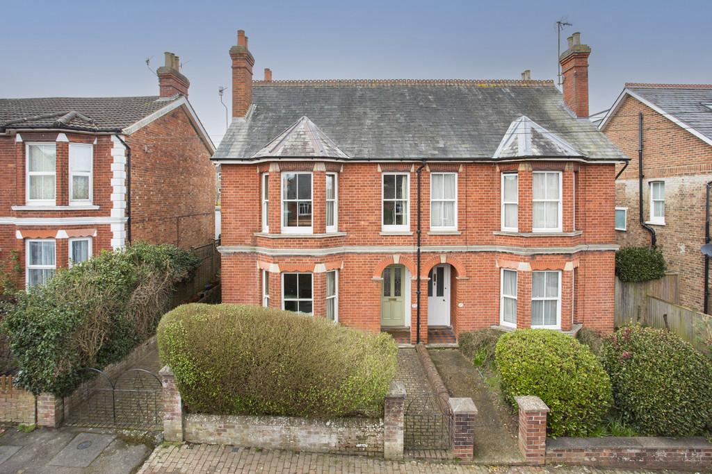 Dorking Road, Tunbridge Wells 4 bed semidetached house for sale £750,000