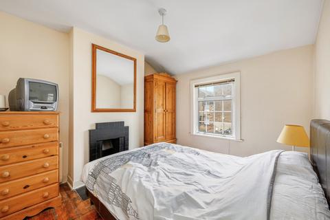 19 Wilmot Place, London, W7 3TZ